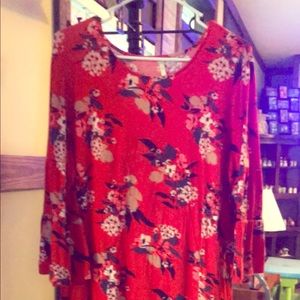 Women’s top plus-size